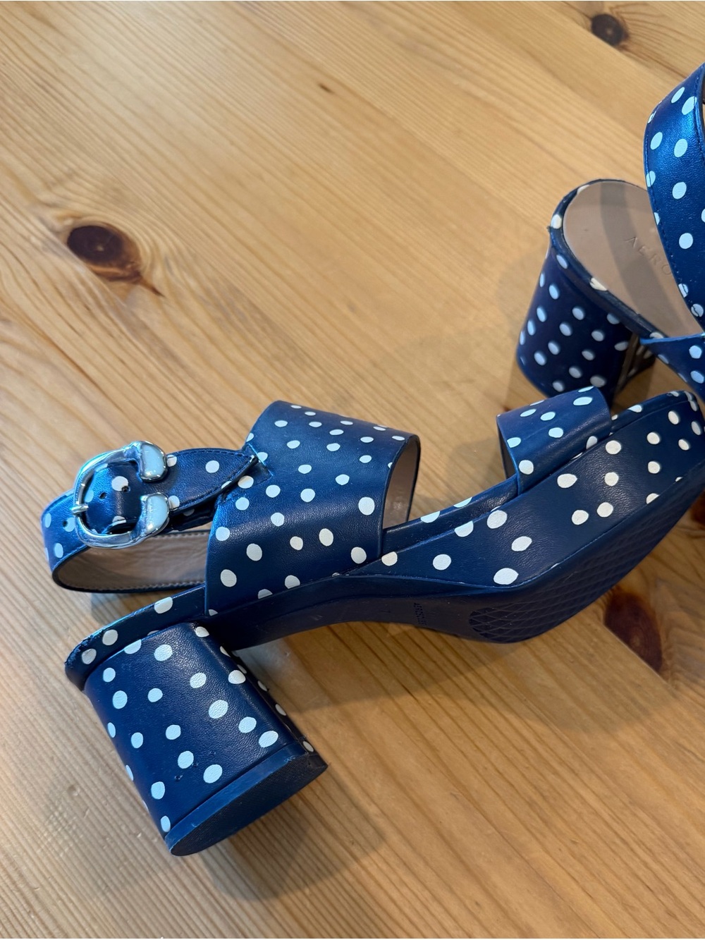 Women's Aerosoles Camera Navy Polka Dot Slingback Sandals - Picture 3 of 5